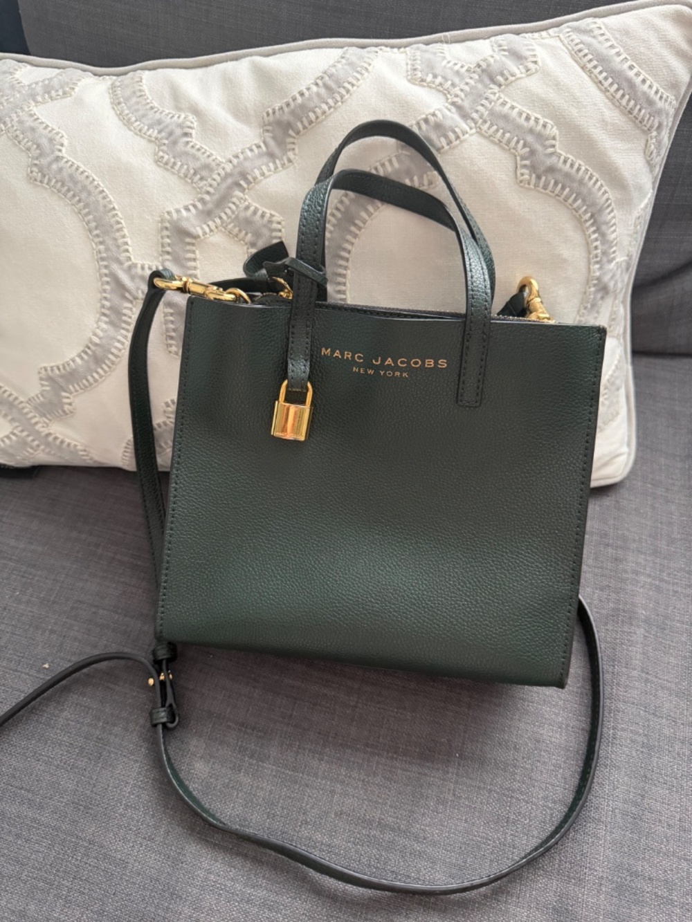 Marc Jacob’s emerald mini grind tote bag - great condition - Picture 4 of 10